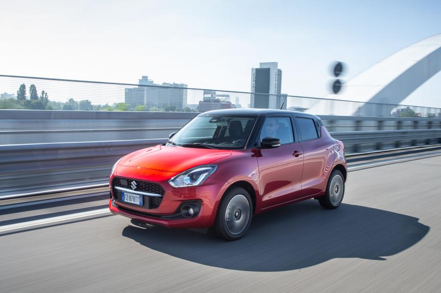  Suzuki Swift Hybrid AllGrip 2020 года  (фото 11 из 27)